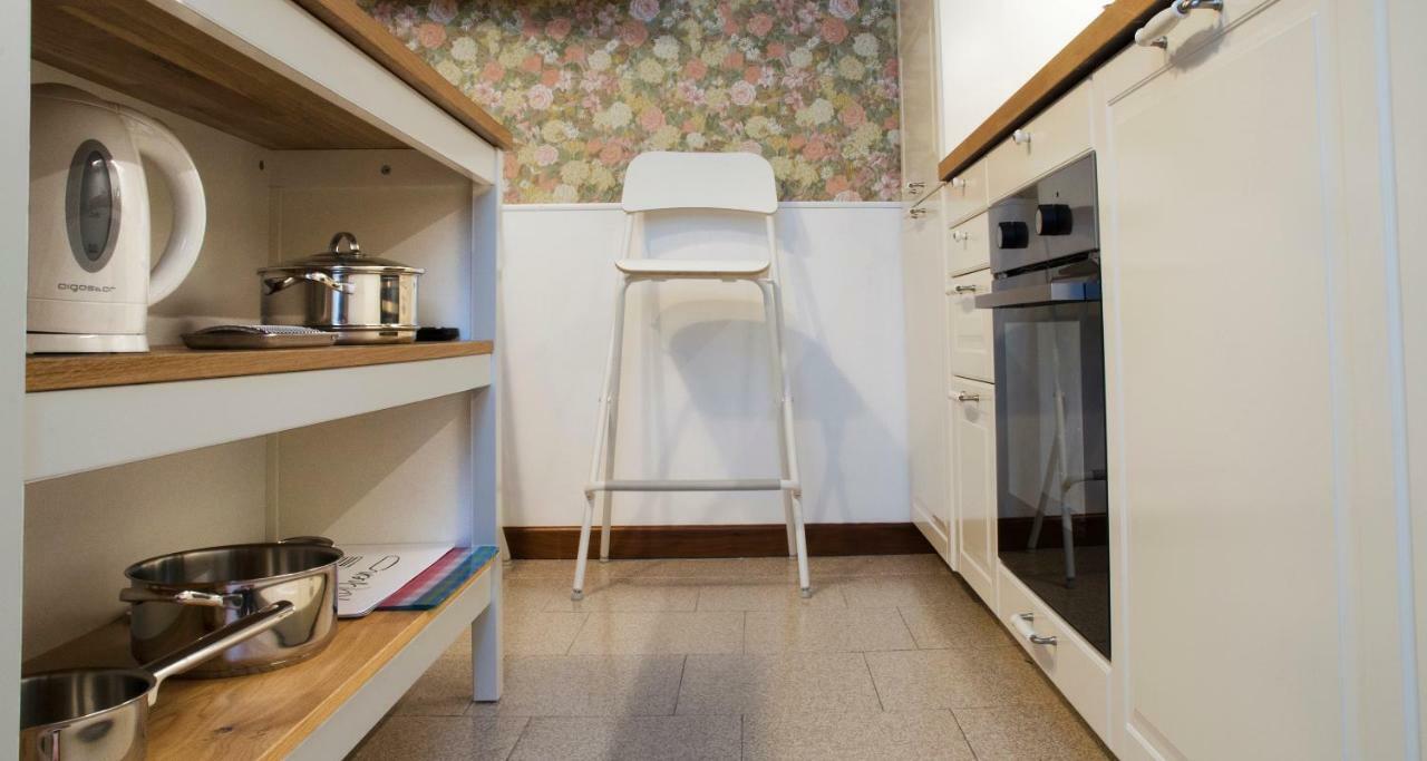 ALTIDO Charming 1BR Flat in Como Exterior foto
